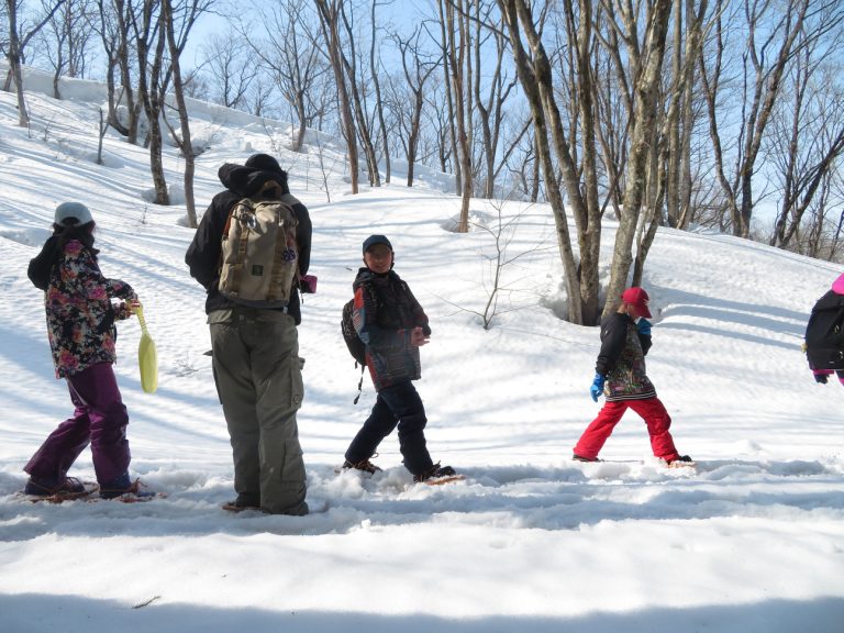 白い森の休日～天然メープルシロップ採取と雪を楽しむ1泊2日